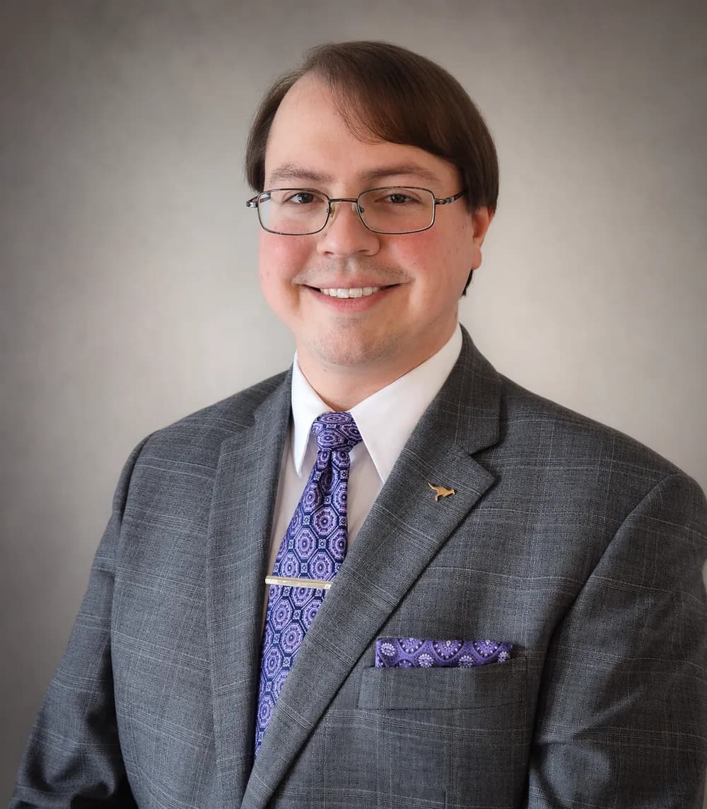 Zachary R. Tolbert, Socio en Montpelier & Associates, Knoxville TN